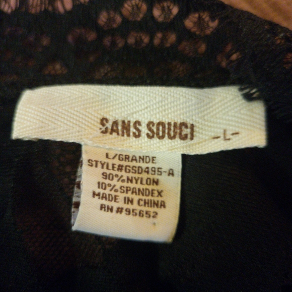 Ladies black lace dress - Picture 7 of 7